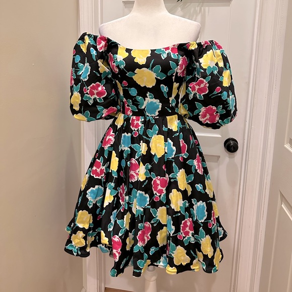 Vintage Victor Costa Knee-length Off-the-Shoulder Dress Floral - Picture 1 of 7